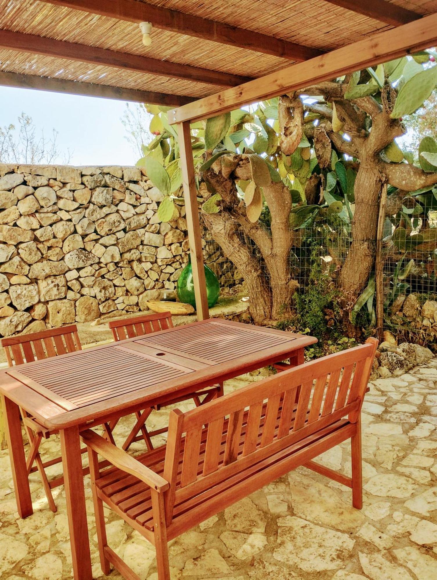 B&B Giovannarolla Green House Ostuni Exteriör bild