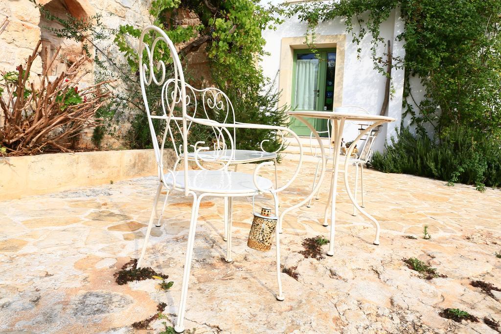 B&B Giovannarolla Green House Ostuni Exteriör bild